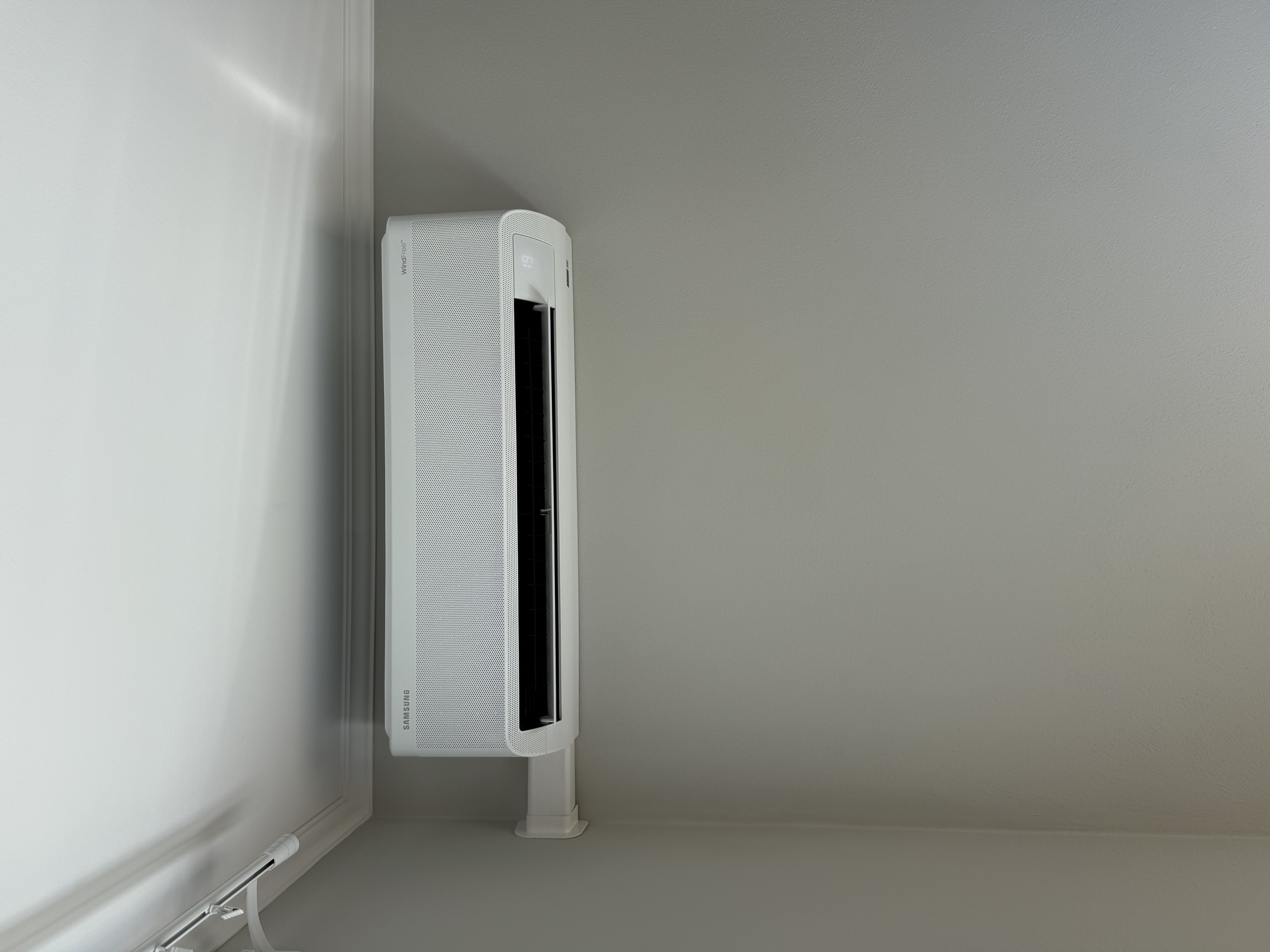 Samsung Avant S2